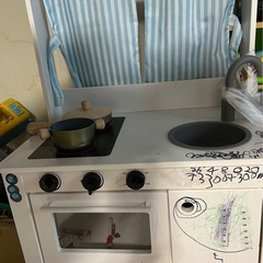 ままごとキッチンの画像