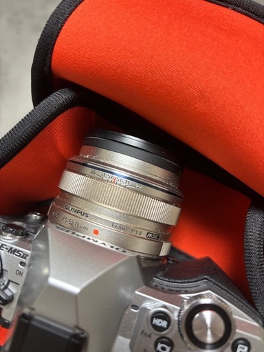【カメラセット】OLYMPUS OM-D EM5 MARK2 シルバー