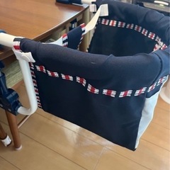 カトージ　テーブルチェア　ベビーチェア　の画像