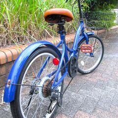 中古自転車 Folding Bichcle ミニサイクル 折り畳み 自転車 20インチ 取付型LEDライト ブルー 通勤 通学 近所のお出掛けなどにの画像