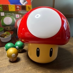 新品未使用品スーパーキノコ🍄お弁当箱＆小さいマスコット3個セットの画像