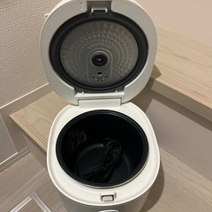 炊飯器　3号炊きの画像