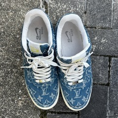 Louis Vuitton x Nike Air Force 1 デニムの画像