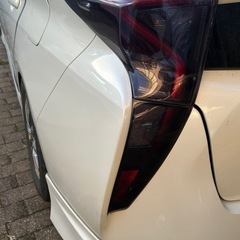 プリウス スモークカバーの画像