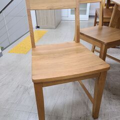 J1598【リユースのサカイ柏店】家具の大丸　ダイニングテーブルセット　椅子4脚付　Albero　アルボーノ　T-140　オーク無垢　クリーニング済　参考価格86,500円（テーブル）23,400円（ダイニングチェア）の画像