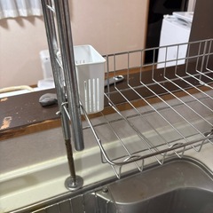 突っ張り棒式食器水切りラックの画像