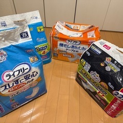 ((早い者勝ち)大人用紙パンツの画像