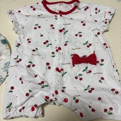 美品70サイズロンパース＆手作りスタイおまとめの画像