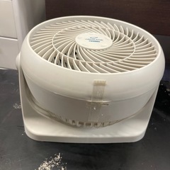 【中古】¥500 サーキュレーター　ツインバード　上下調節
【IJ66】の画像