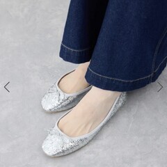 【着用一度のみ、状態良、美品】 ラメバレエシューズの画像