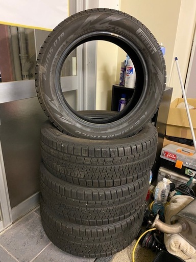 雪シーズン前準備！！　スタッドレスタイヤ　
235/55R19  PIRELLI ICE ASIMMETRICO