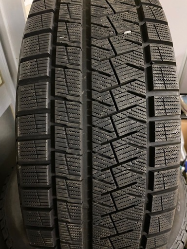 雪シーズン前準備！！　スタッドレスタイヤ　
235/55R19  PIRELLI ICE ASIMMETRICO
