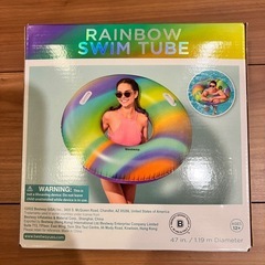 レインボー🌈浮き輪(アメリカ)の画像