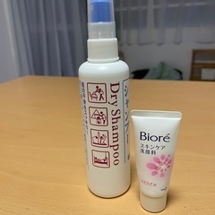 手動搾乳機とおまけ多数　出産準備セットの画像