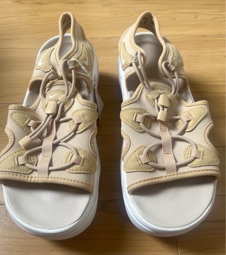 【新品】NIKEエアマックスココ ベージュ 25cm