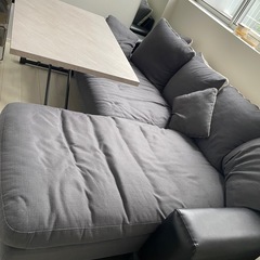 ソファ(キングダム)と机(昇降式)の画像