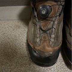 ボアシステム付きモンベルトレッキングシューズ　ブラウン26.5の画像