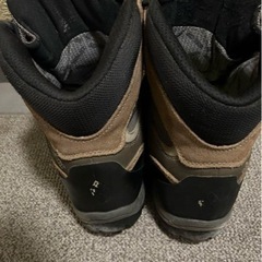 ボアシステム付きモンベルトレッキングシューズ　ブラウン26.5の画像