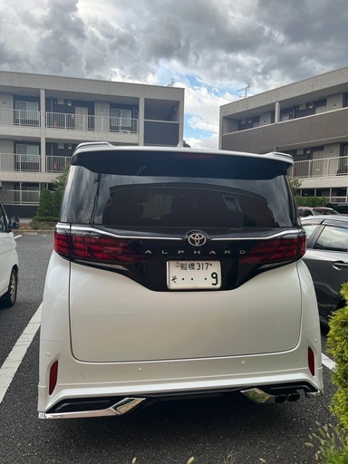 40
アルファード