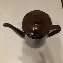 ホーロー製ポットの画像
