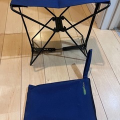 折り畳み椅子 の画像