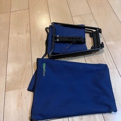 折り畳み椅子 の画像