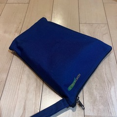 折り畳み椅子 の画像