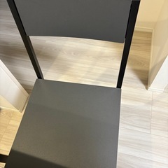 LOWYA ダイニングテーブルの画像