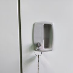 【中古 】鍵付きロッカー　2列3段　ホワイト　管理YN287AFの画像
