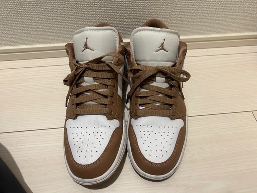 NIKE ジョーダン　スニーカー