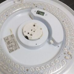 LEDシーリングライト　リモコン式の画像