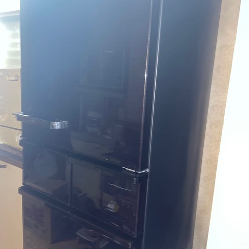 とても綺麗な冷蔵庫