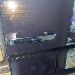 とても綺麗な冷蔵庫　　の画像