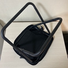 折りたたみ椅子　黒　持ち運び　ケース一体型　アウトドア　コンパクトの画像