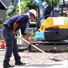 解体工・土工日当13,000円〜継続報酬あり‼️即入寮・日払い可🏠の画像