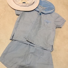 朋来幼稚園のカバン、靴入れ、夏の制服の画像