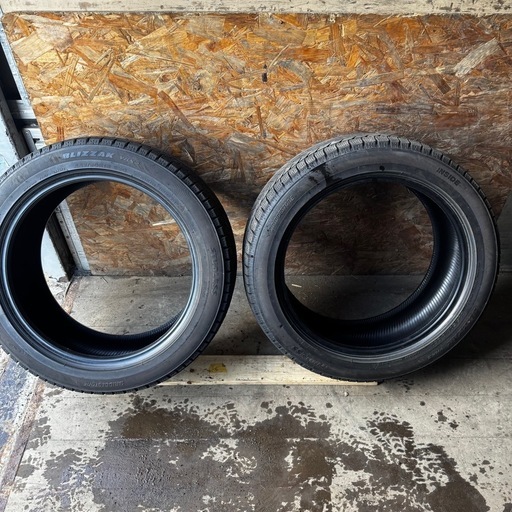 バリ山　BRIDGESTONE ブリヂストン　ブリジストン　VRX3 225/50R18 スタッドレス　タイヤ　2023年製　18イン