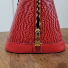 ルイ・ヴィトン エピ アルマ バッグ 赤の画像
