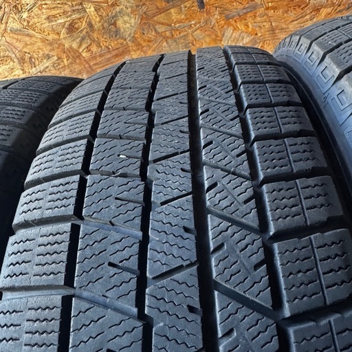 バリ山　DUNLOP ダンロップ　WM03 195/65R15 スタッドレス　タイヤ　2020年製　15インチ