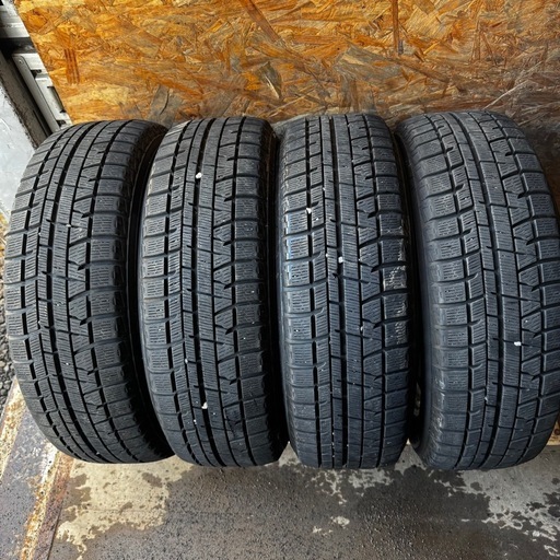 バリ山　YOKOHAMA ヨコハマ　IG50プラス　185/60R15 スタッドレス　タイヤ　2020年製　15インチ