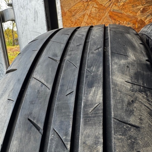 バリ山　BRIDGESTONE ブリヂストン　ブリジストン　Playz PX-RVⅡ 225/50R18 夏タイヤ　2020年製　18