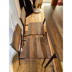 ヴィンテージ調ダイニングテーブル5点セットの画像