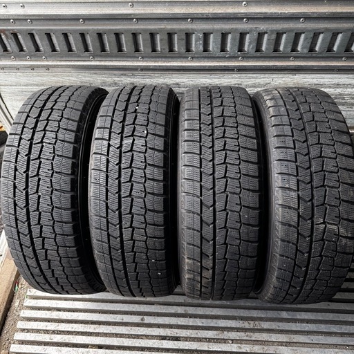 バリ山　DUNLOP ダンロップ　WM02 185/55R16 スタッドレス　タイヤ　2019年製　16インチ