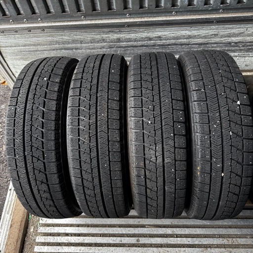 バリ山　BRIDGESTONE VRX 155/65R14 スタッドレス　タイヤ　