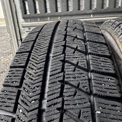 バリ山　BRIDGESTONE VRX 155/65R14 スタッドレス　タイヤ　の画像