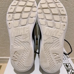 NIKE スニーカー　27.5の画像