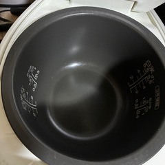 炊飯器の画像