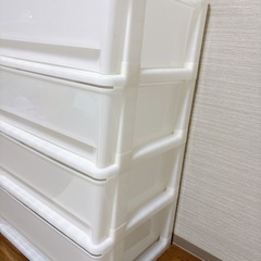 ニトリ　リビングチェスト4段の画像