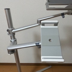 LOE（ロエ）ノートPC自立型アームスタンド寝ながらスマホ・タブレットLUP8Aの画像