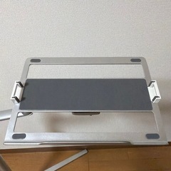 LOE（ロエ）ノートPC自立型アームスタンド寝ながらスマホ・タブレットLUP8Aの画像
